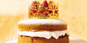 /ext/img/product/sortiment/rezepte_neu/rezept_2023_dessert_victoria-sponge-cake_1.jpg